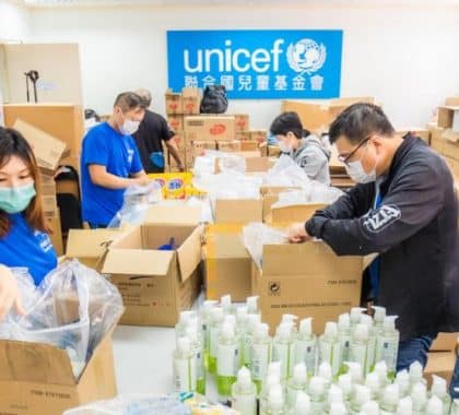 Fonds de solidarité COVID-19 : l’OMS et UNICEF s’associent pour lutter contre la pandémie