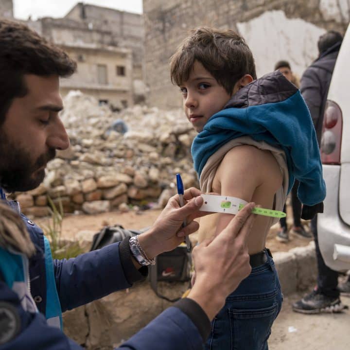 Syrie: après 12 ans de conflit et des tremblements de terre meurtriers, les  enfants au bord de la crise nutritionnelle - UNICEF