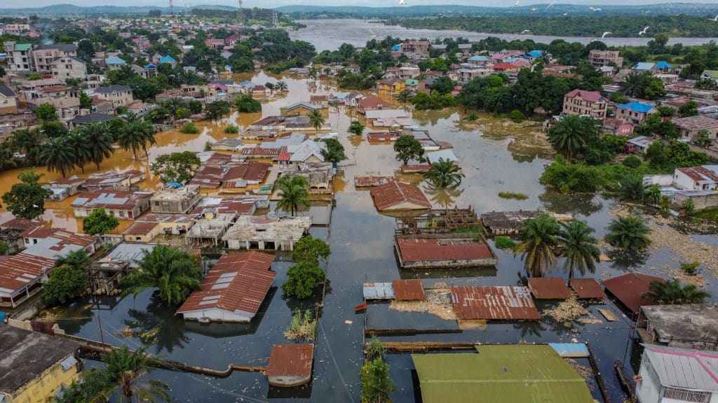 En 2024, 18 des 26 provinces de la République démocratique du Congo ont connu les pires inondations depuis 60 ans.© UNICEF/UNI505194/Mulala