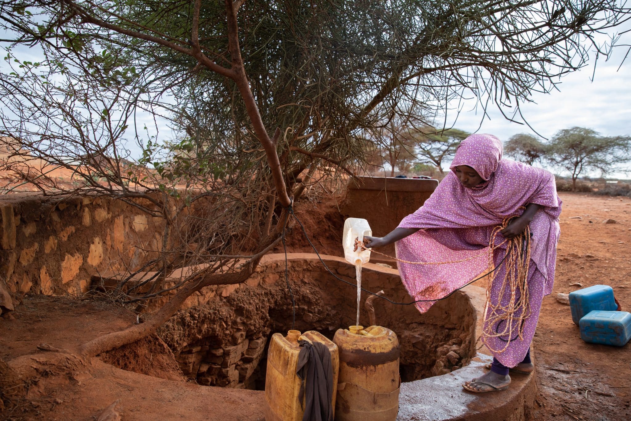 les filles de la terre et de l'eau