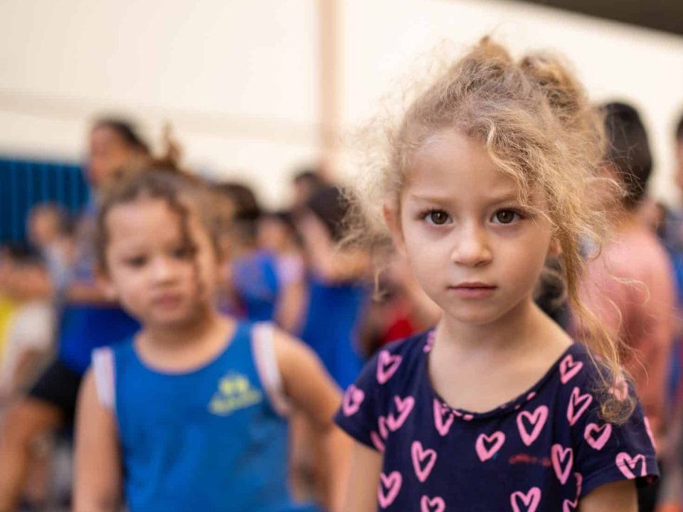 Mariam, 3 ans, était chez son grand-père lorsque les bombardements ont commencé. 