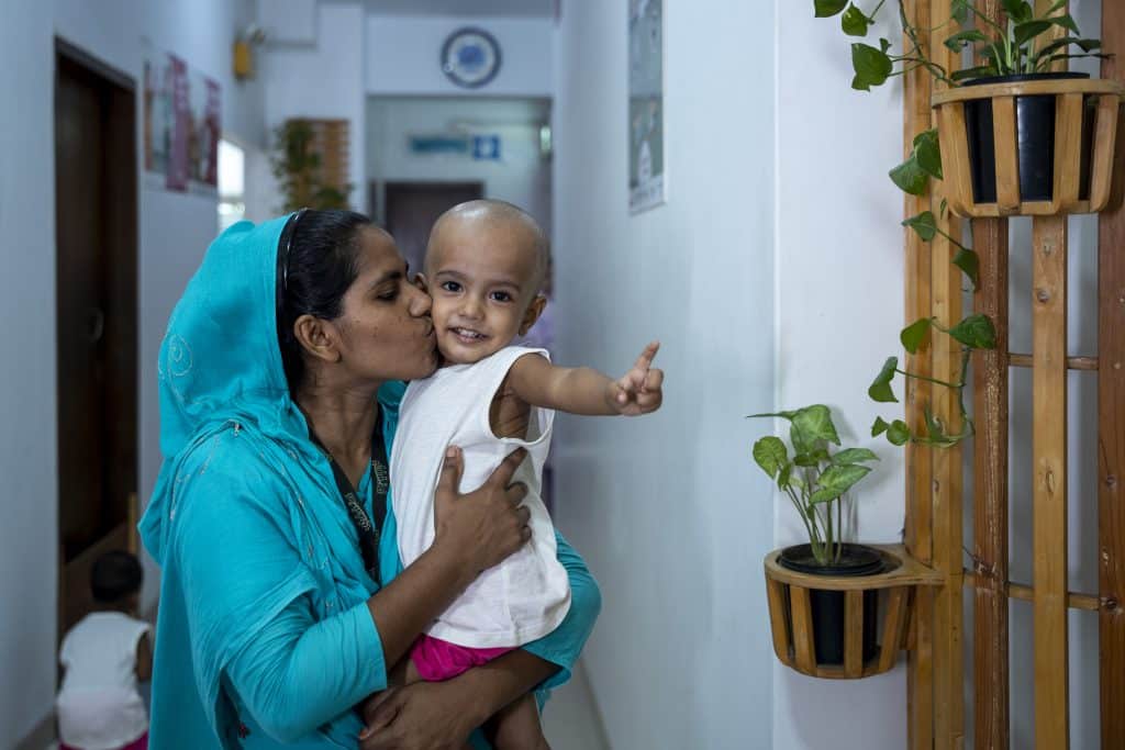 Depuis près de dix ans, Panna Akhter travaille aux côtés de l'UNICEF dans la ville de Gazipur au Bangladesh. © UNICEF/UNI591617/Himu